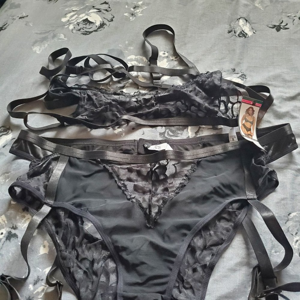 Plus size Intimates - Picture 14 of 16